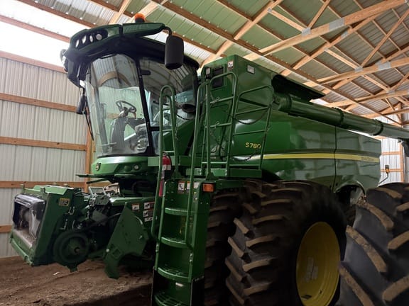 2020 John Deere S780 Equipment Image0