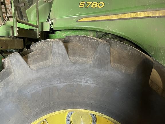 Image of John Deere S780 equipment image 4