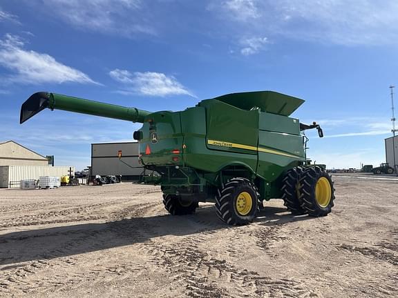 Image of John Deere S780 equipment image 4