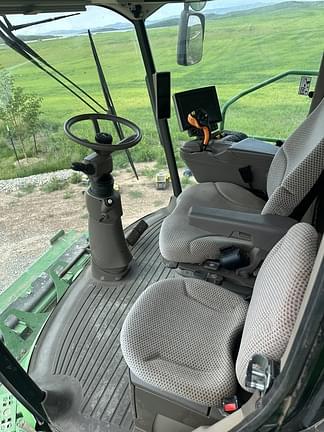 Image of John Deere S780 equipment image 1