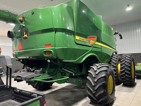 Image of John Deere S780 equipment image 3