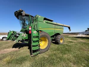 2020 John Deere S780 Image