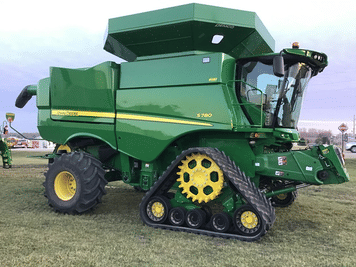 Main image John Deere S780