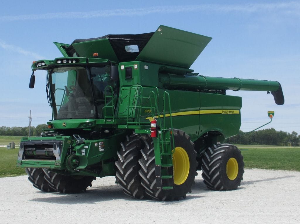 2020 John Deere S780 Equipment Image0