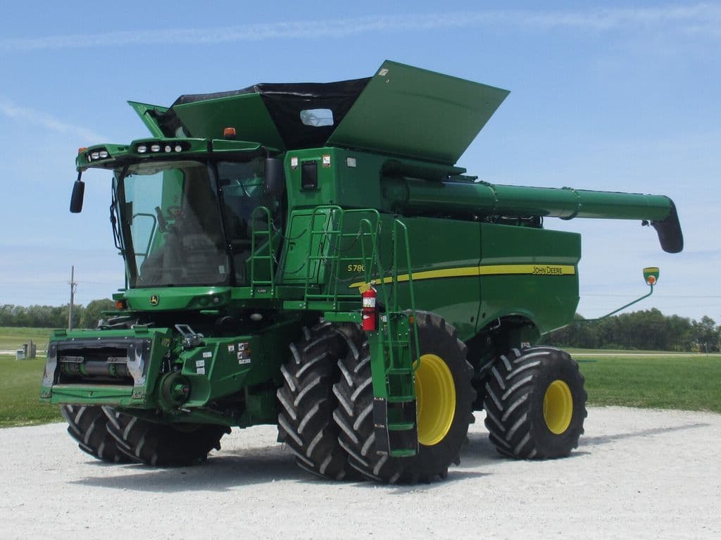 Image of John Deere S780 Primary image