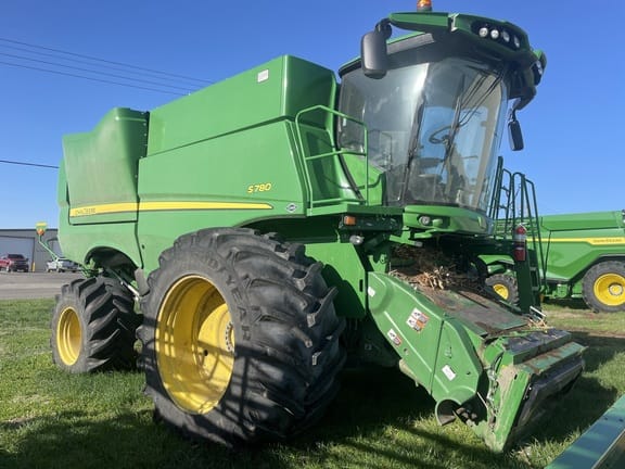 Main image John Deere S780