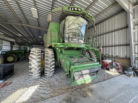 Image of John Deere S780 equipment image 2