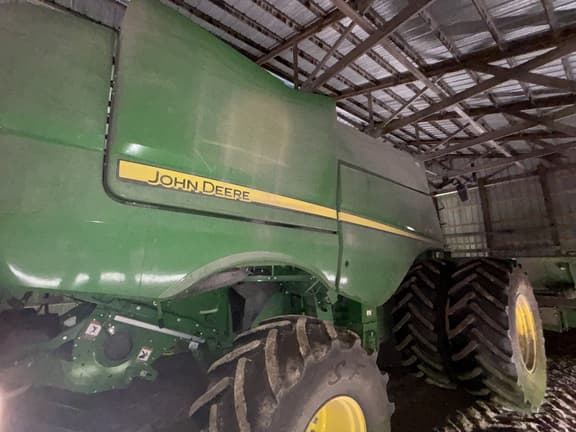 Image of John Deere S780 equipment image 3