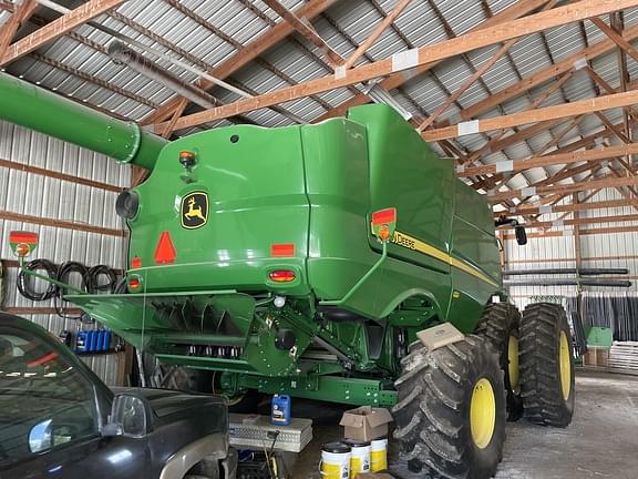 Image of John Deere S780 Primary image
