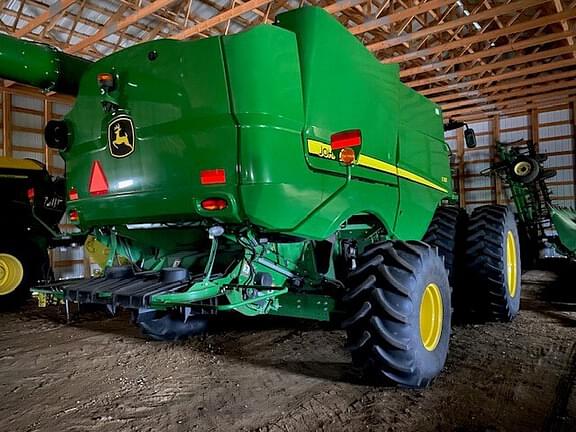 Image of John Deere S780 equipment image 2