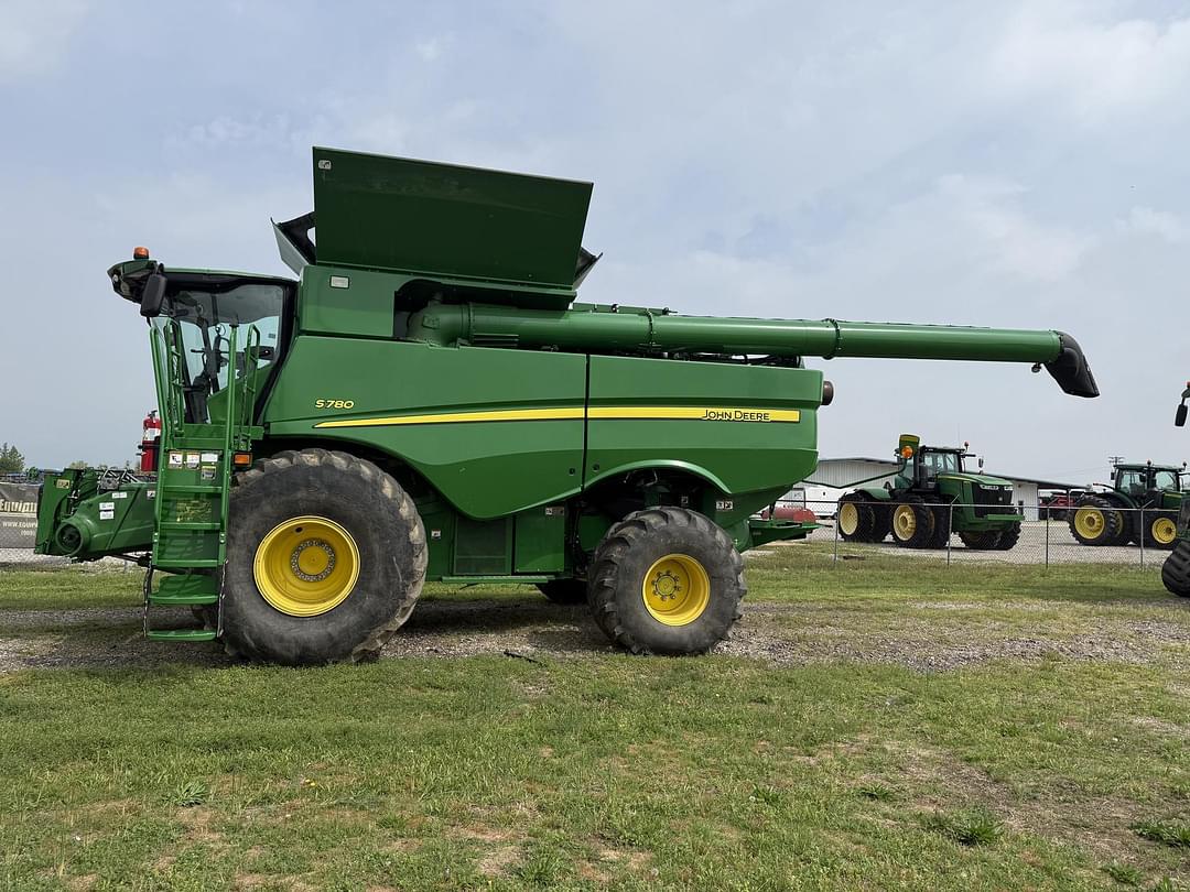 Image of John Deere S780 Primary image