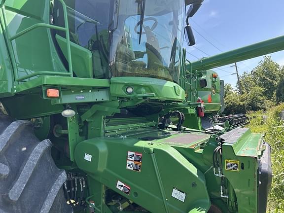 Image of John Deere S780 equipment image 3