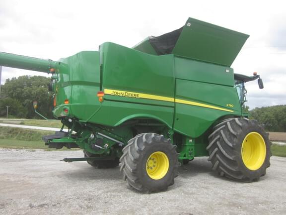 Image of John Deere S780 equipment image 3