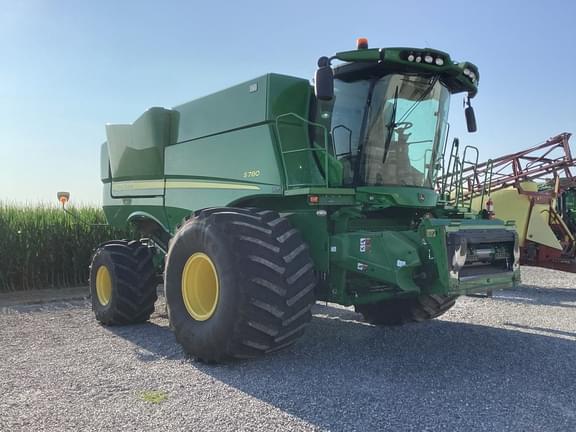 Image of John Deere S780 Primary image