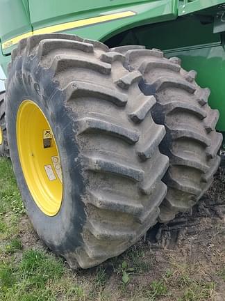 Image of John Deere S780 equipment image 4