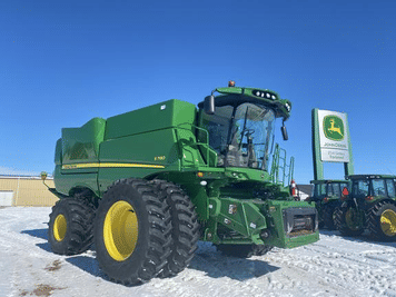 Main image John Deere S780