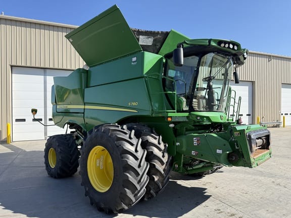 2020 John Deere S780 Equipment Image0