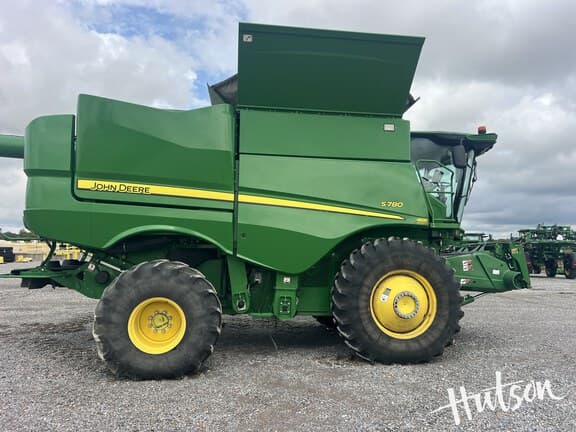 Image of John Deere S780 equipment image 4