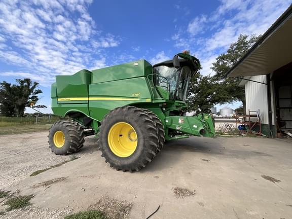 Image of John Deere S780 Primary image