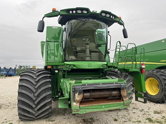 Image of John Deere S780 equipment image 4