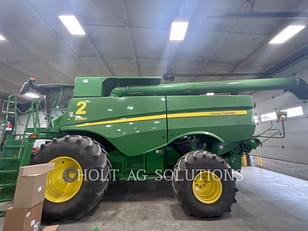 Main image John Deere S780 0