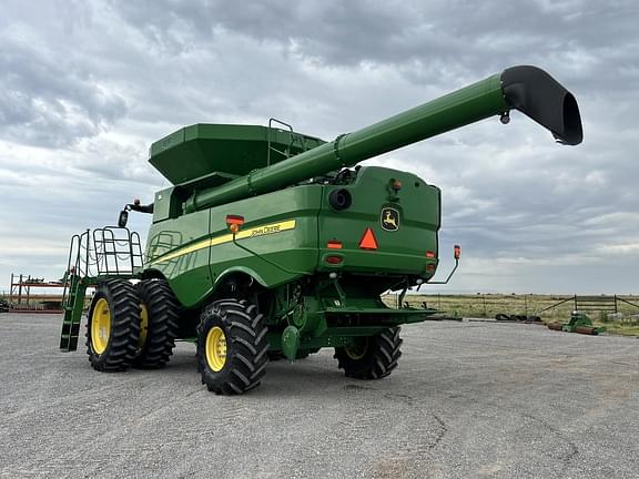 Image of John Deere S780 equipment image 2