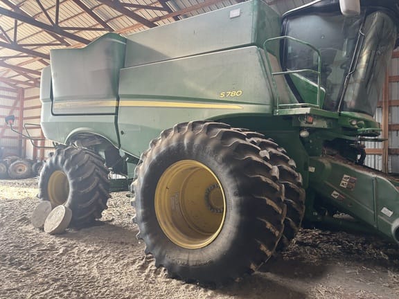 2020 John Deere S780 Equipment Image0