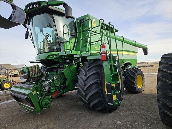 Image of John Deere S780 equipment image 3