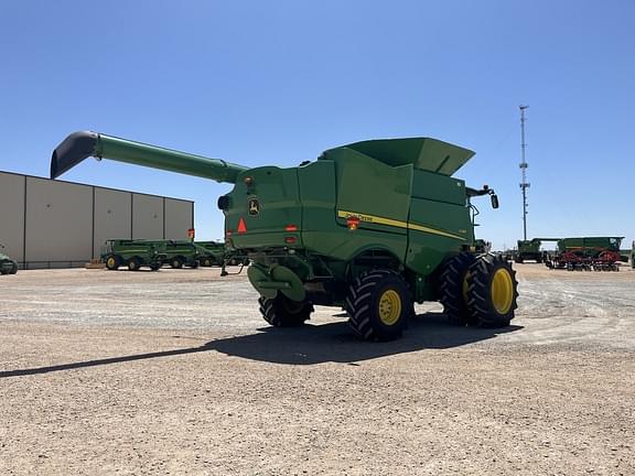 Image of John Deere S780 equipment image 4