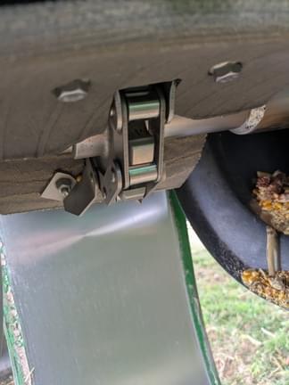 Image of John Deere S780 equipment image 4