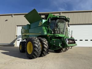 2020 John Deere S780 Image