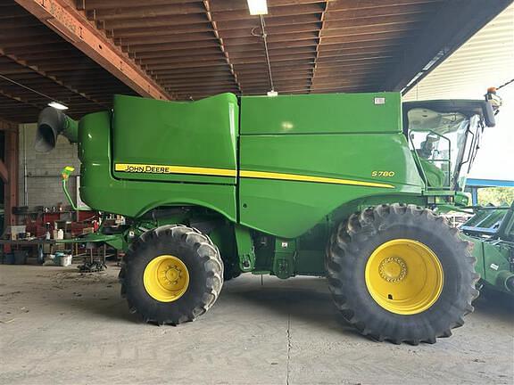 Image of John Deere S780 equipment image 1