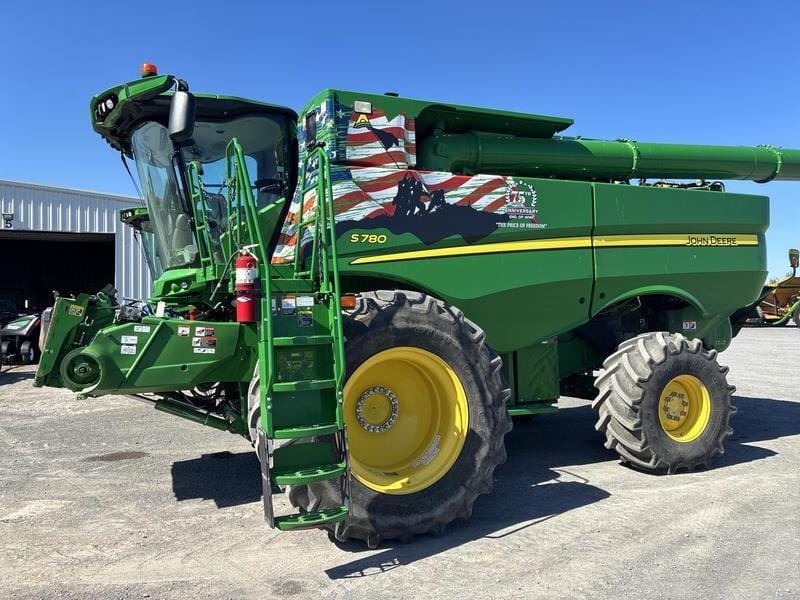 2020 John Deere S780 Equipment Image0