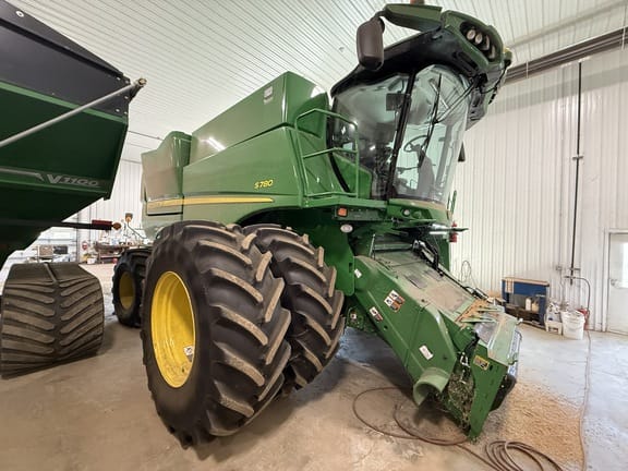 2020 John Deere S780 Equipment Image0