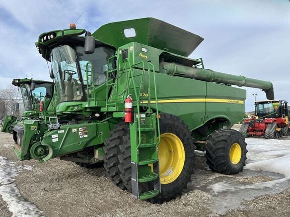 2020 John Deere S780 Equipment Image0