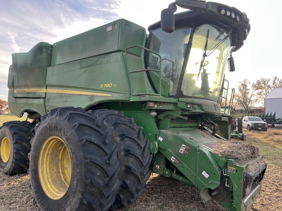 2020 John Deere S780 Equipment Image0