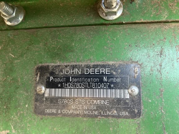 Image of John Deere S780 equipment image 2