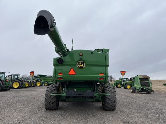 Image of John Deere S780 equipment image 4