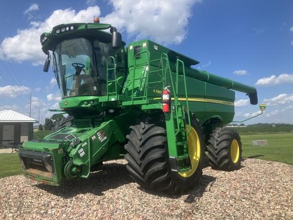 Image of John Deere S780 Primary image