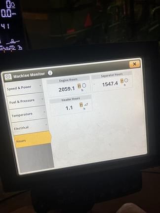 Image of John Deere S780 equipment image 2