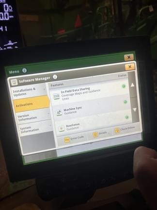 Image of John Deere S780 equipment image 4