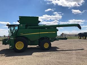 Main image John Deere S780 0