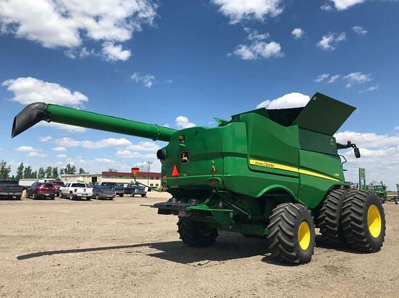 Image of John Deere S780 equipment image 4