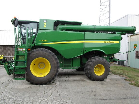 Main image John Deere S780