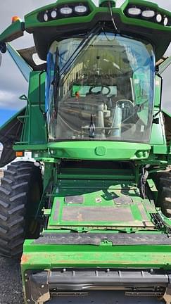 Image of John Deere S780 equipment image 1