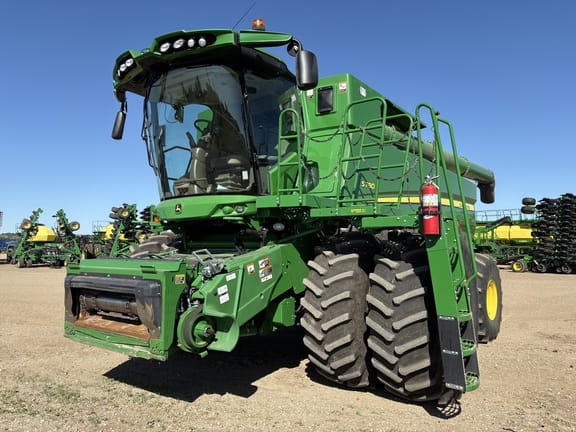 2020 John Deere S780 Equipment Image0