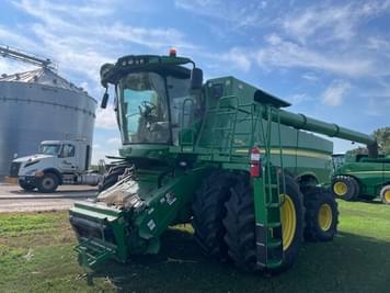 Main image John Deere S780
