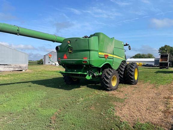 Image of John Deere S780 equipment image 3