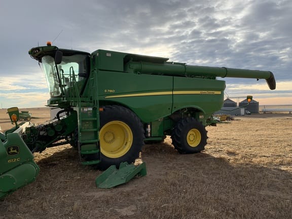 Main image John Deere S780