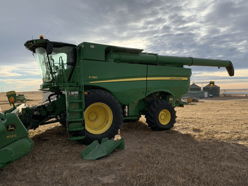Main image John Deere S780